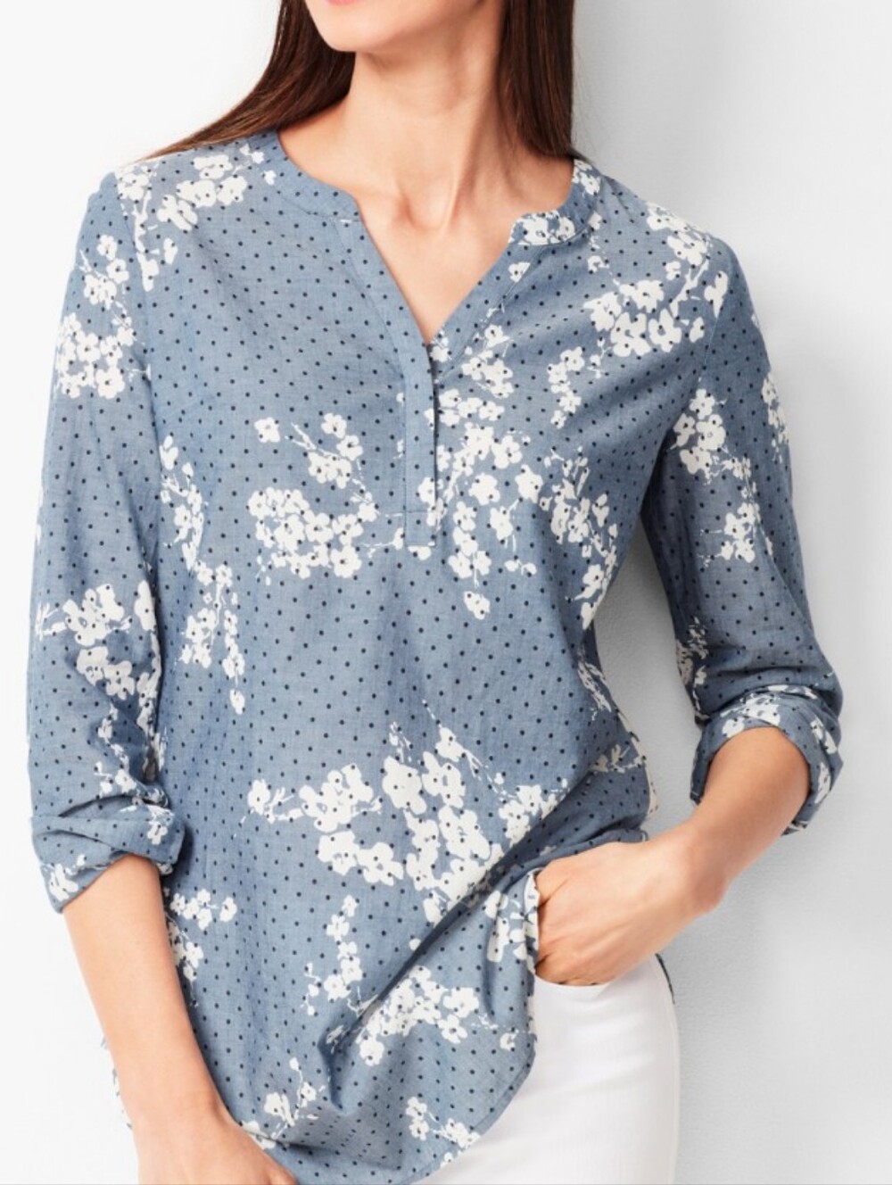 Talbots Blue Floral Polka Dot Split Neck Short Sleeve Blouse Womens Size Small